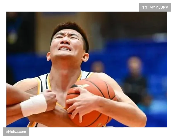 孙铭徽伤缺期间塔克顶替 广厦控场责任分散显阵容深度优势