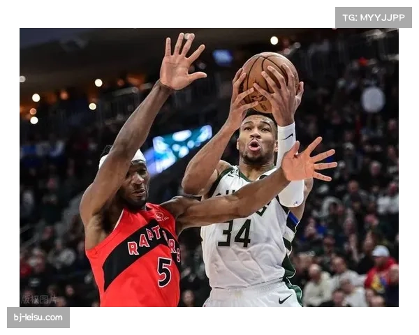 史密斯36分8篮板8助攻准三双，深圳外援关键时刻终结能力突出